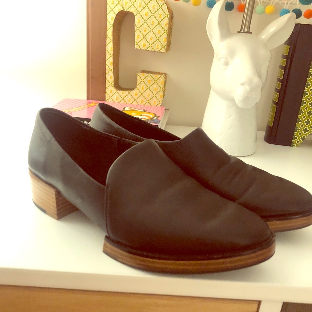 Kelsi Dagger TAG Flats Sz 6.5